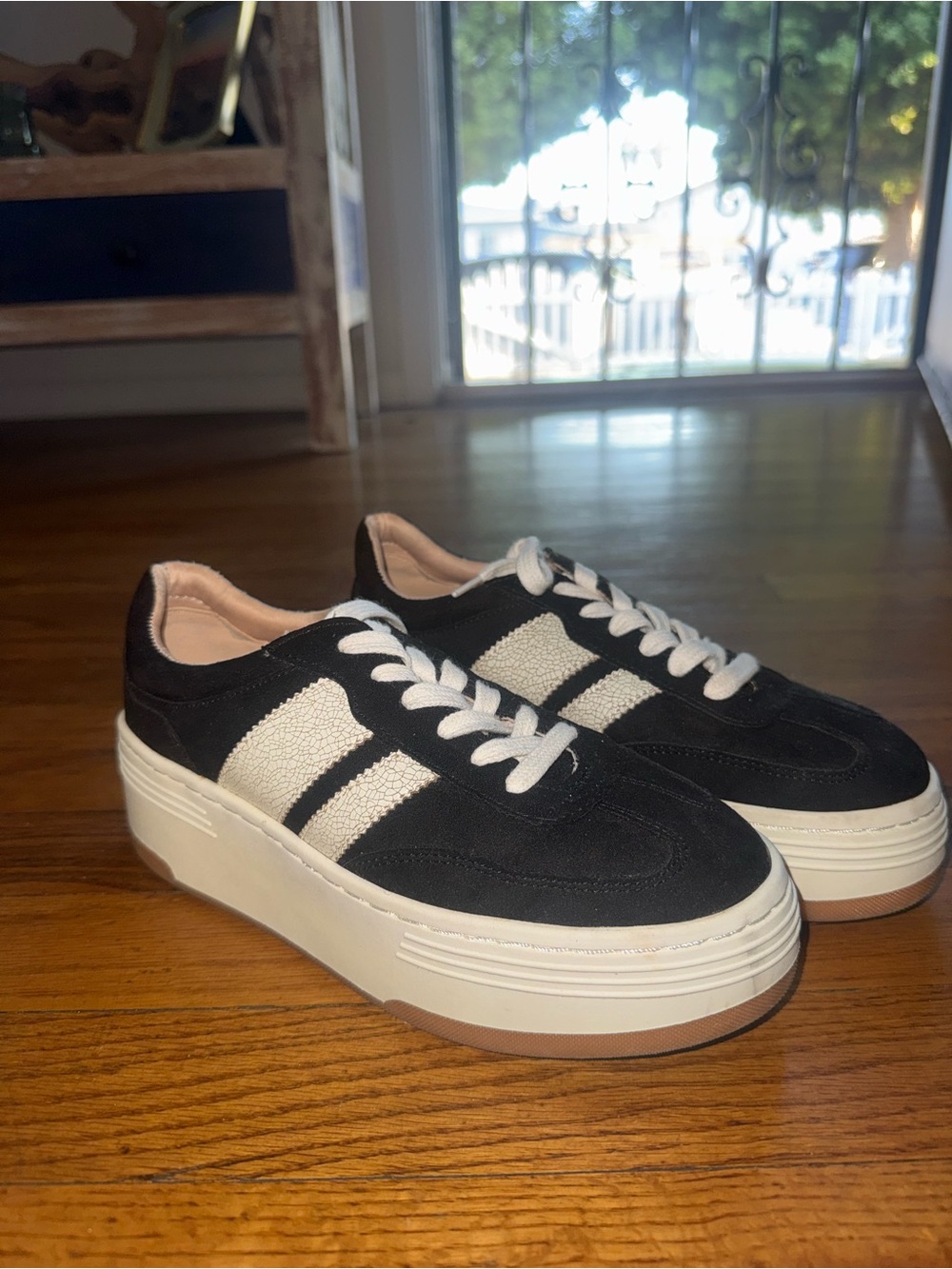 Madden girl Livvyy sneaker